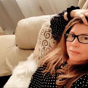 Meet your Posher, Miriam